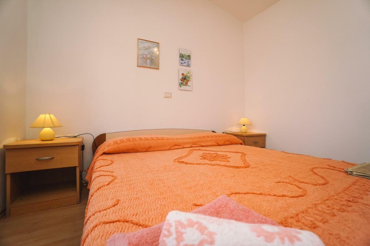 Apartment Sandra ウマグ エクステリア 写真